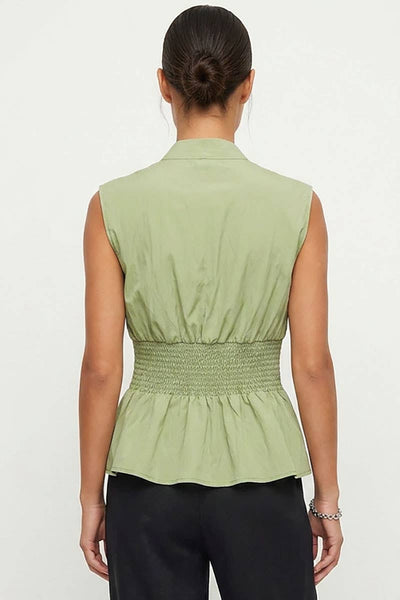 Sleeveless Zip Front Smocked Top: Dark Navy / L