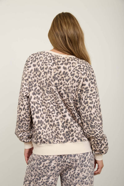 LEOPARD BOXY V-INSERT LONG SLEEVE KNIT TOP: CREAM MULTI